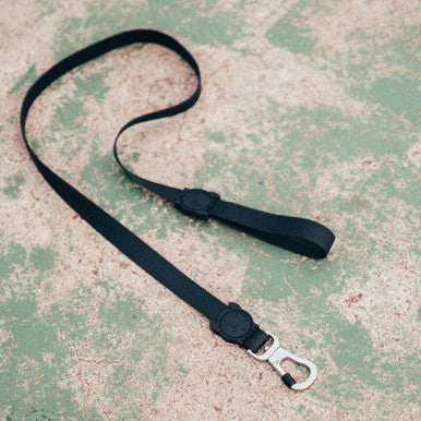Front view of the Zee.Dog NeoPro Black Leash range.