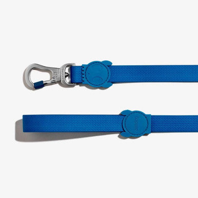 Front view of the Zee.Dog NeoPro Blue Leash range.