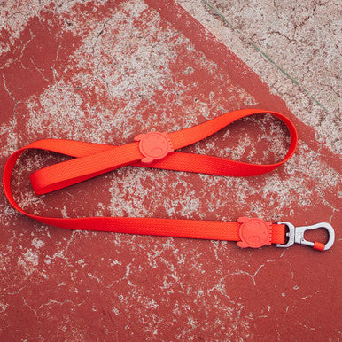 Front view of the Zee.Dog NeoPro Red Leash range.